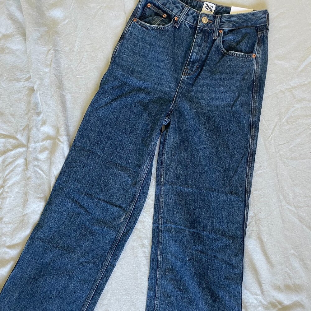 BDG Puddle Jeans Size 28